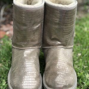 Ugg boots - metallic uggs, size 7, brand new